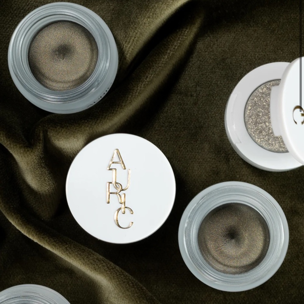 Auric Smoke Reflect Entice